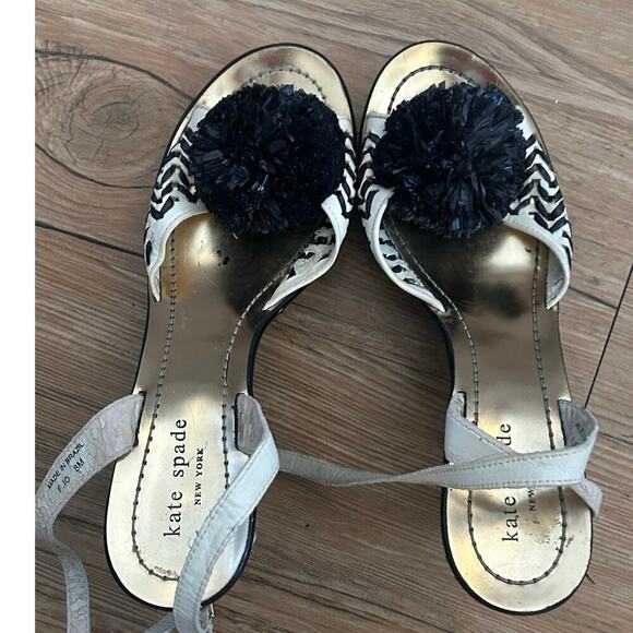 Preloved- Kate Spade Sandals Heels Black Ivory Leather Pom Pom Platform Wedges 8 - Picture 3 of 10